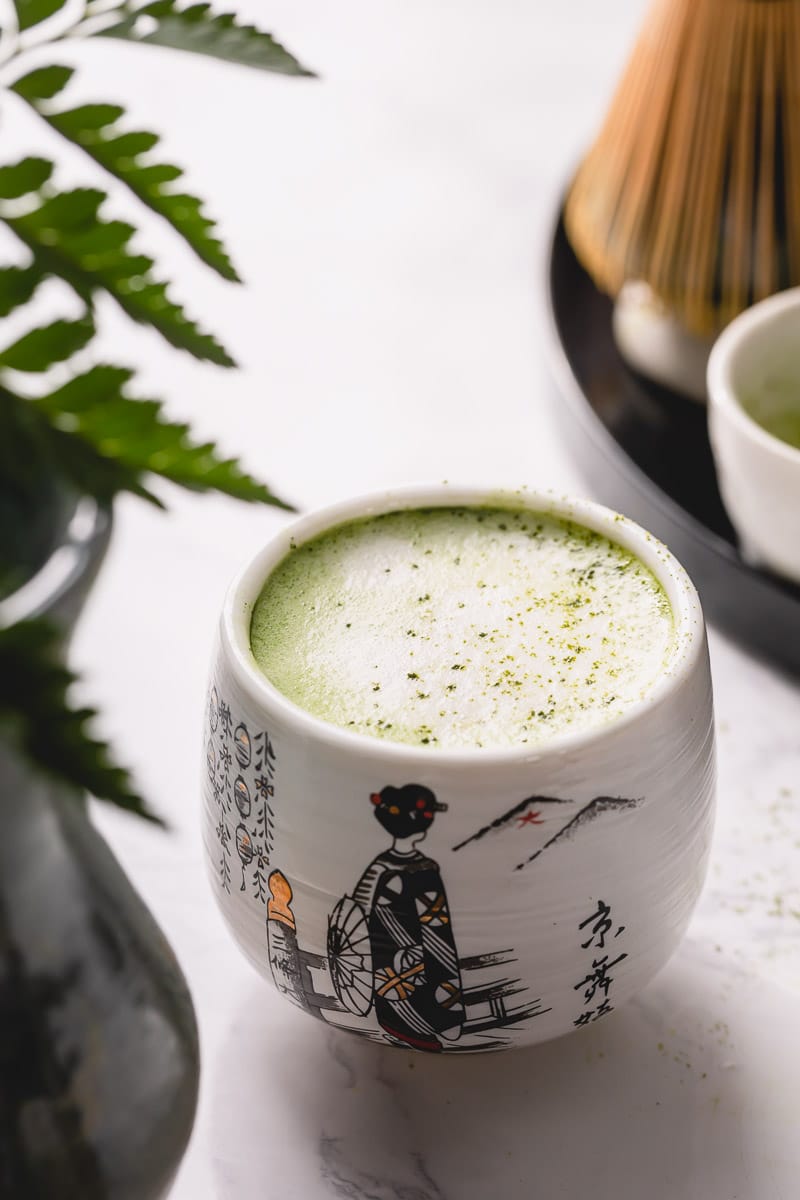 Here are all the tools commonly used when making matcha