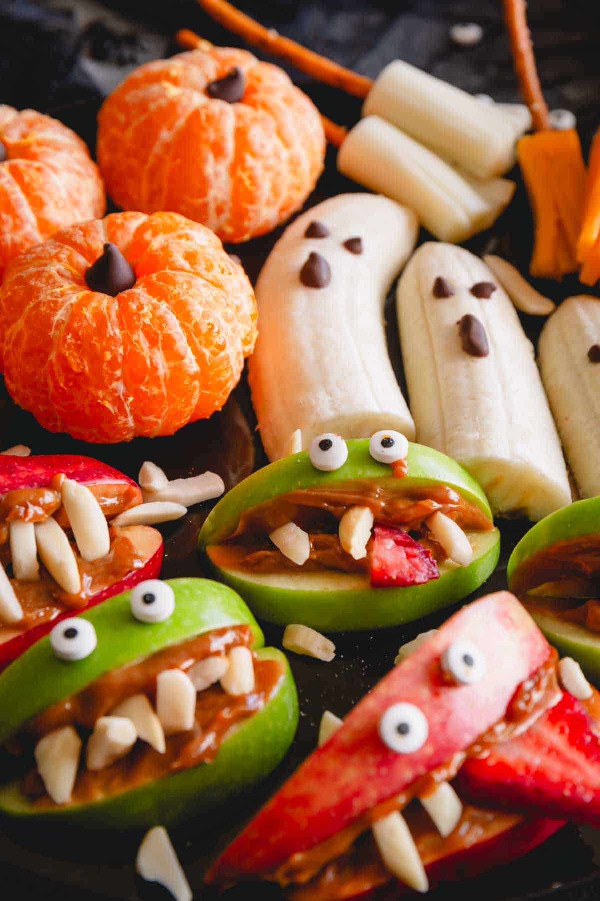 37 Halloween Treats with Candy Eyes  Halloween treats, Halloween food  treats, Healthy halloween snacks